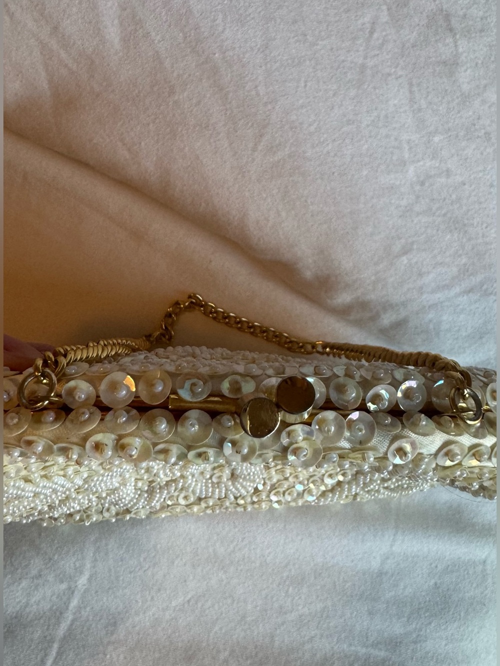 Vintage Sequin Embellished Ivory Bridal Mini Clutch with Gold Chain - Picture 3 of 5